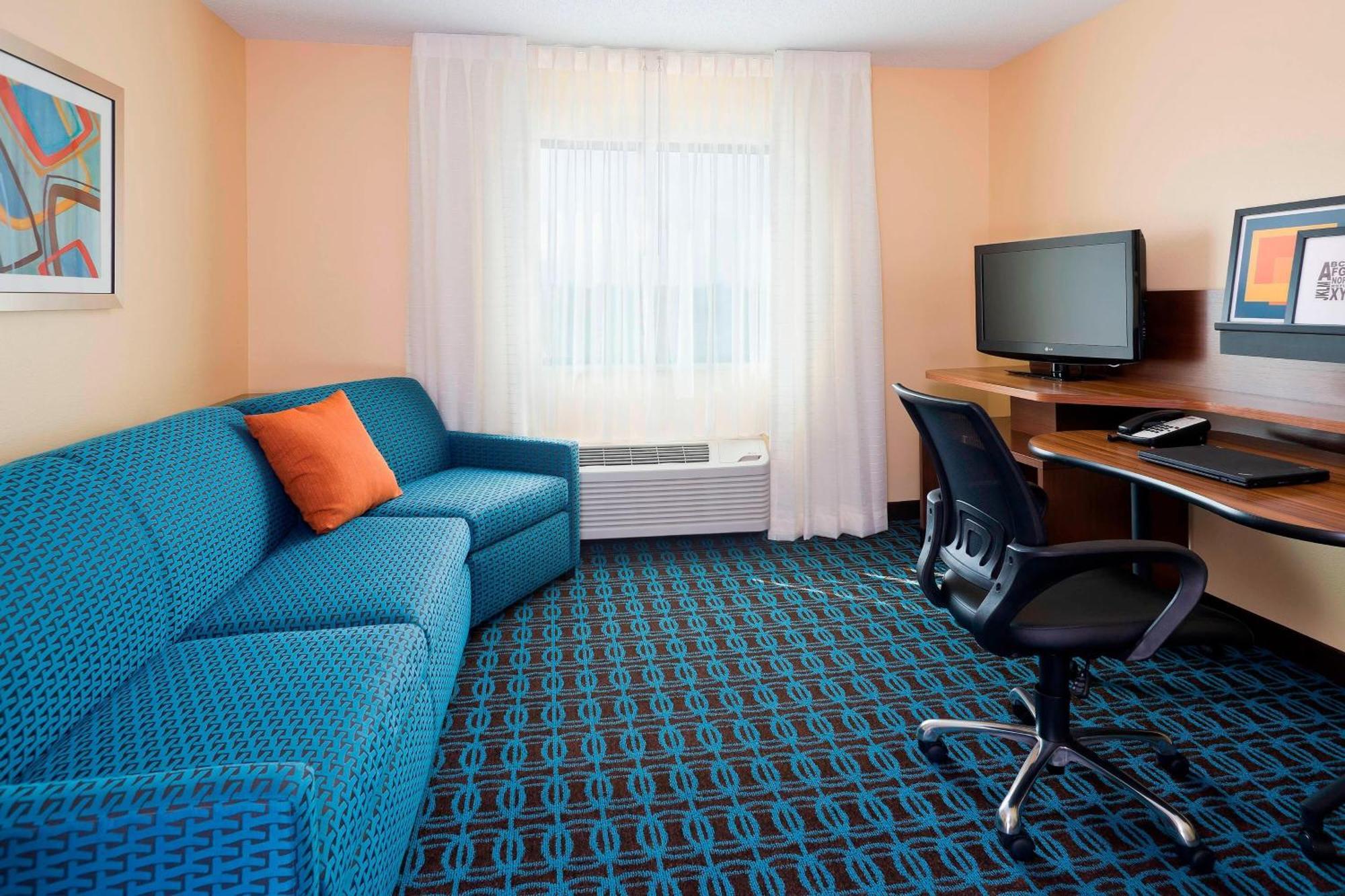 Hotel Fairfield & 3*